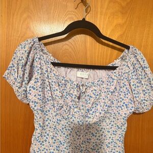ASTR Floral Puff Sleeve Blouse - Lavender and Blue